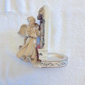 SARAH’S ANGELS Christmas girl collectible candle holder figurine. Resin.